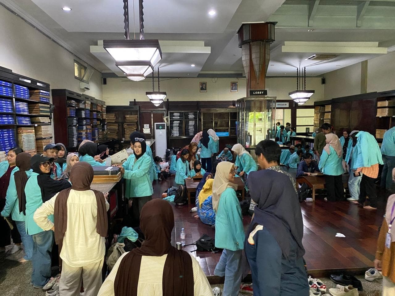 Balai Layanan Perpustakaan DPAD DIY Terima Kunjungan Mahasiswa S1 Ilmu Sejarah Universitas Sebelas Maret Surakarta