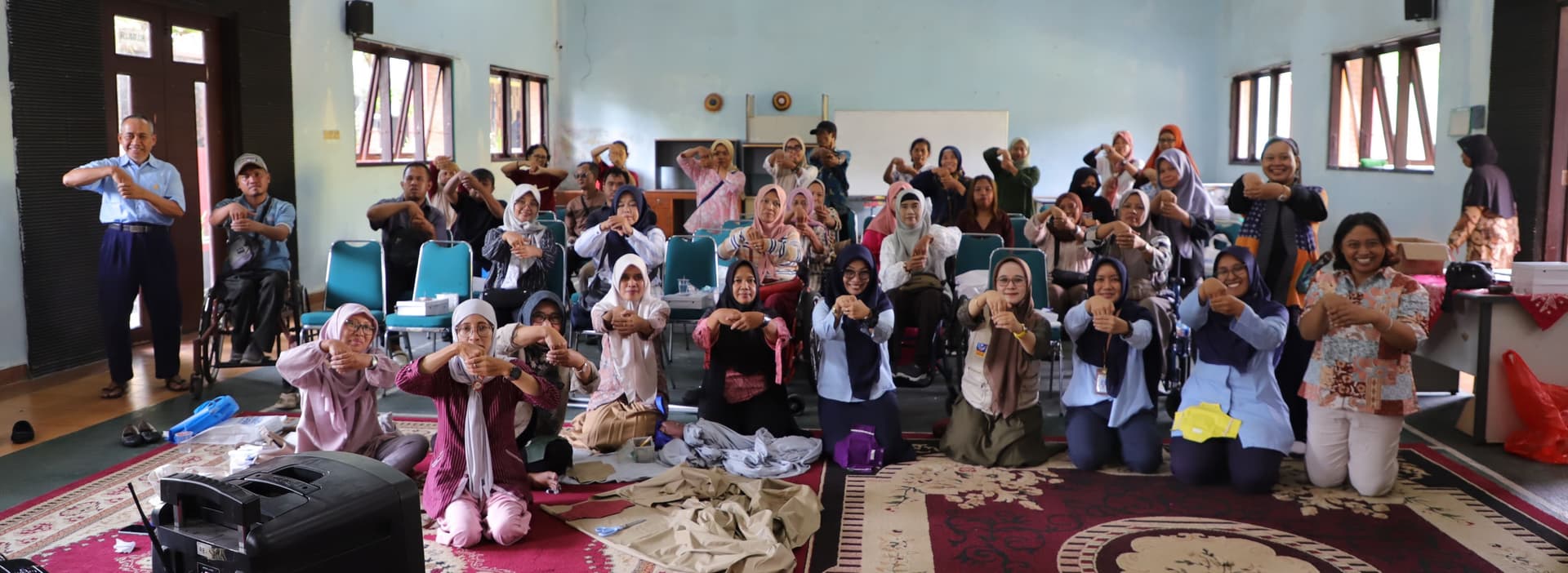 WORKSHOP LITERASI DAN KREATIFITAS “Bumi Lestari untuk Semua: Mewujudkan Hak Literasi Lingkungan bagi Perempuan Disabilitas”