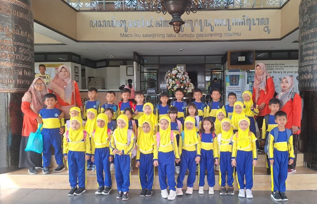 news-Balai Layanan Perpustakaan Sambut Kunjungan Wisata Pustaka dari TK PKK Pajimatan Imogiri
