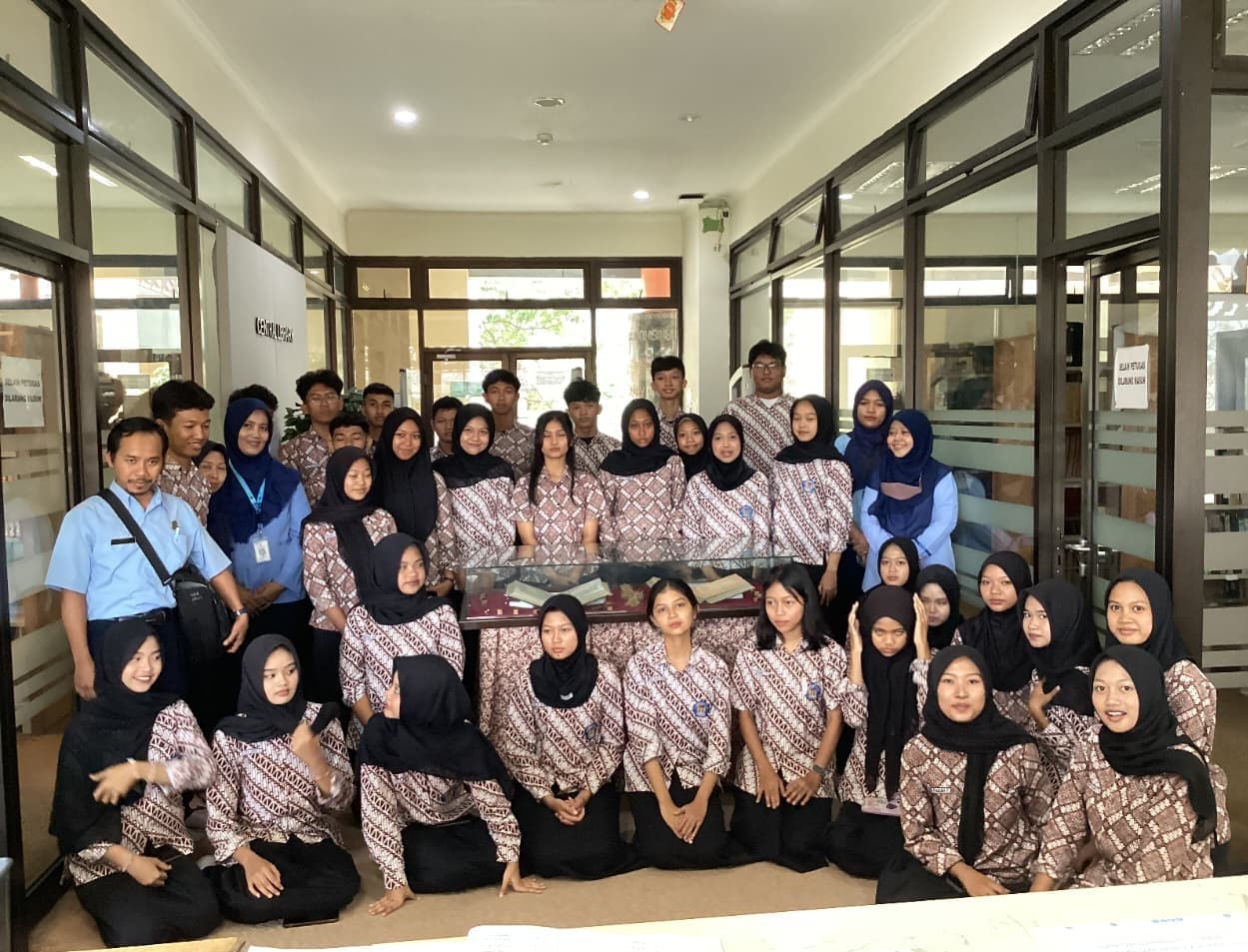 news-Balai Layanan Perpustakaan Sambut Kunjungan Wisata Pustaka dari SMAN 1 Pengasih Kulon Progo