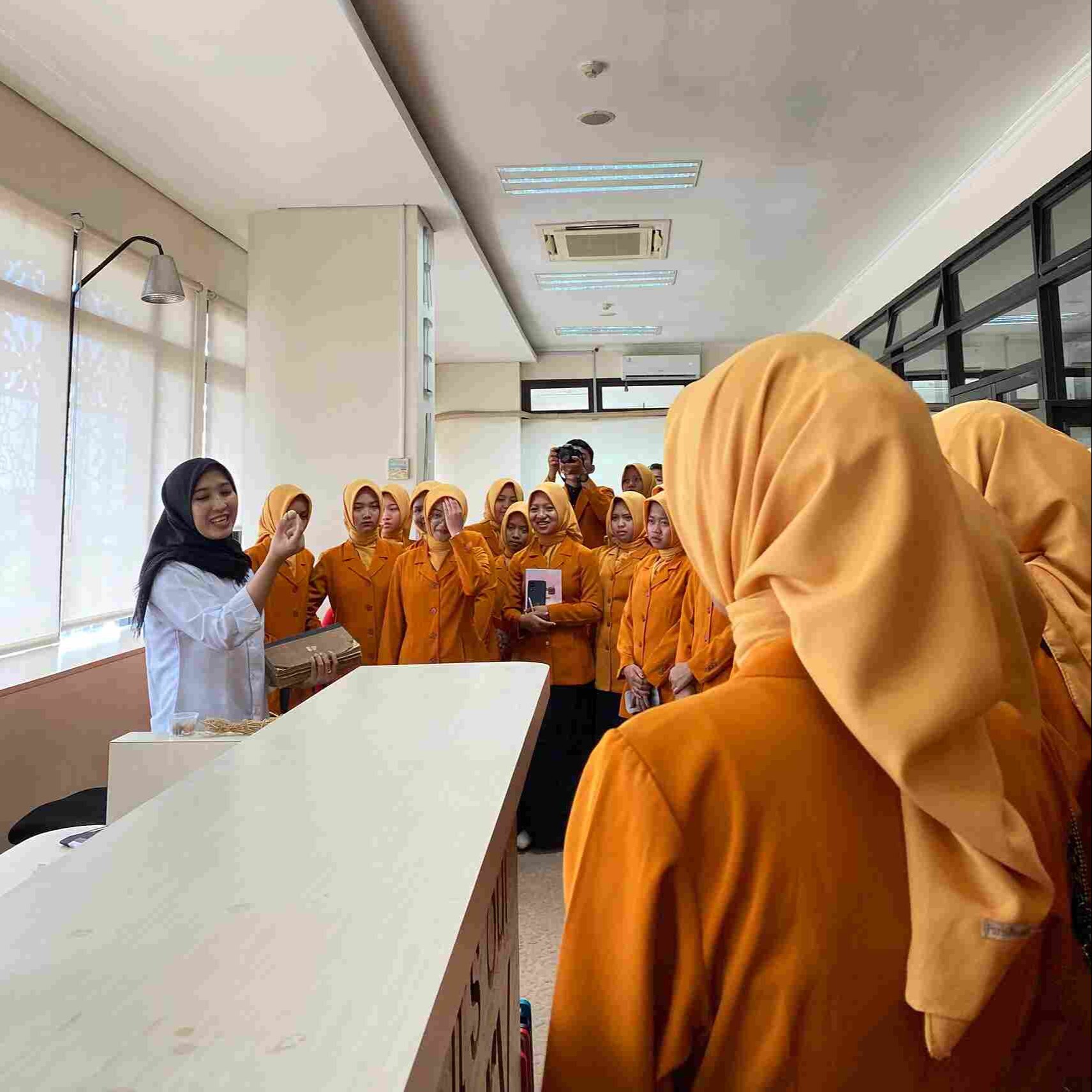 Kunjungan wisata pustaka dari SMK Negeri 1 Magetan