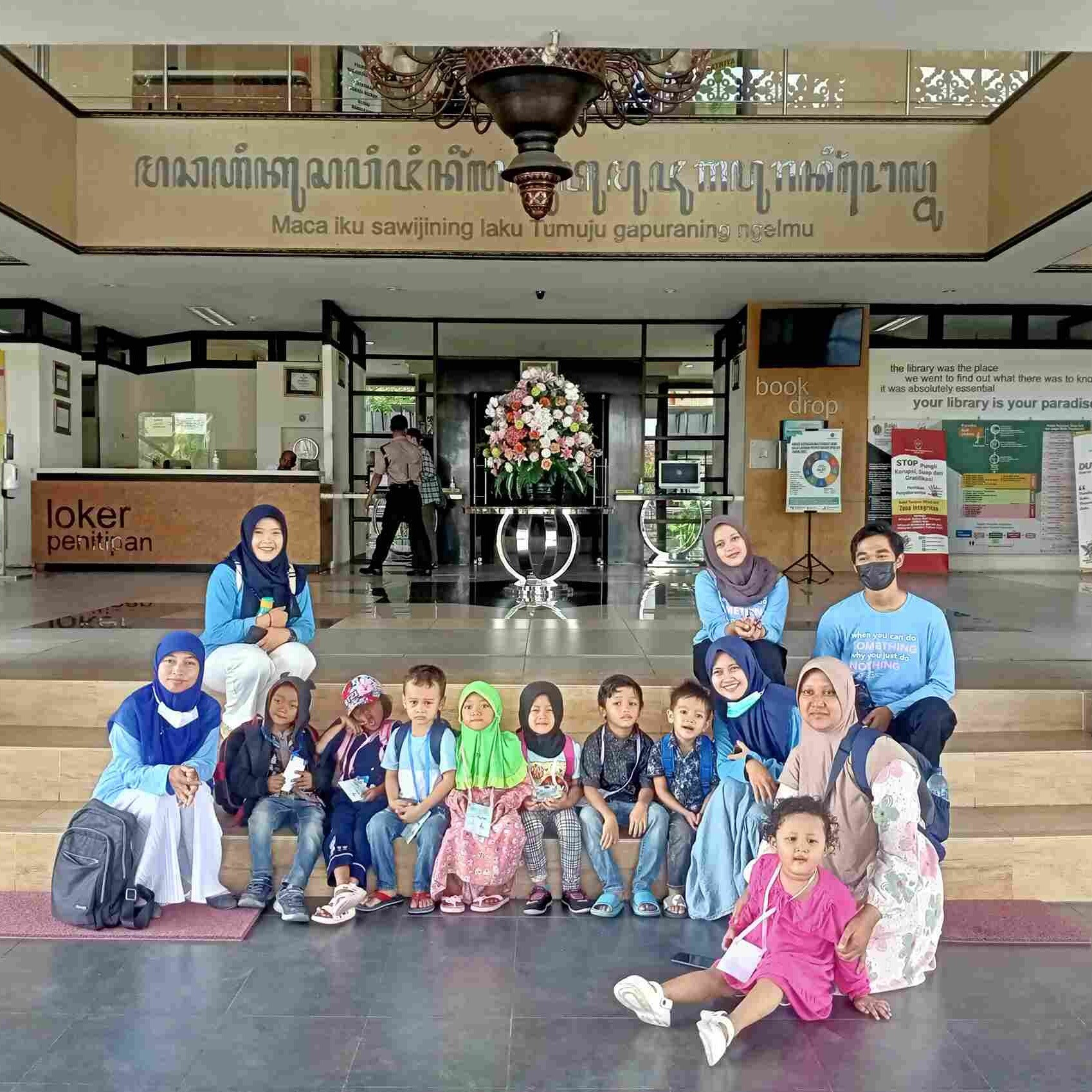 Kunjungan wisata pustaka dari TK Al Keela School Sleman