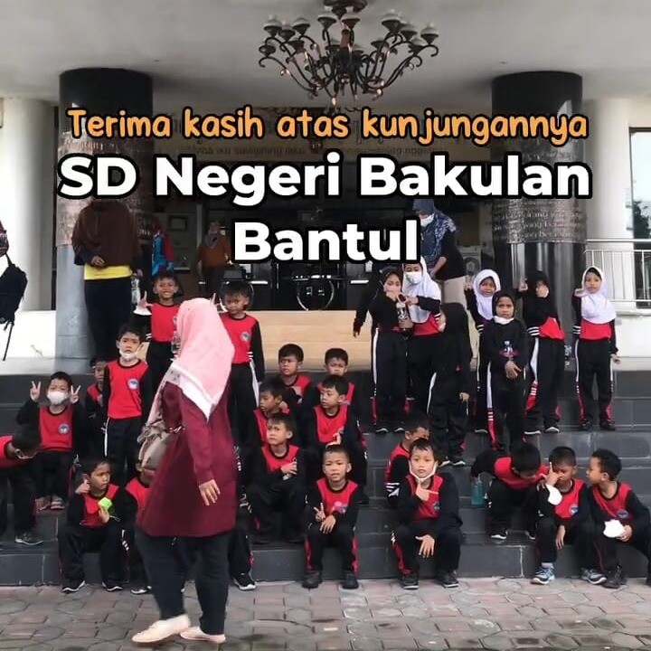 Kunjungan wisata pustaka dari siswa-siswi SD Negeri Bakulan Jetis Bantul