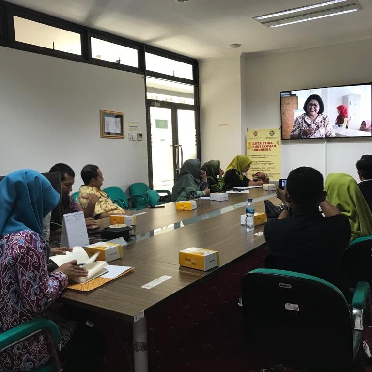 Kunjungan dari Dinas Perpustakaan dan Kearsipan Kabupaten Bulukumba Sulawesi Selatan